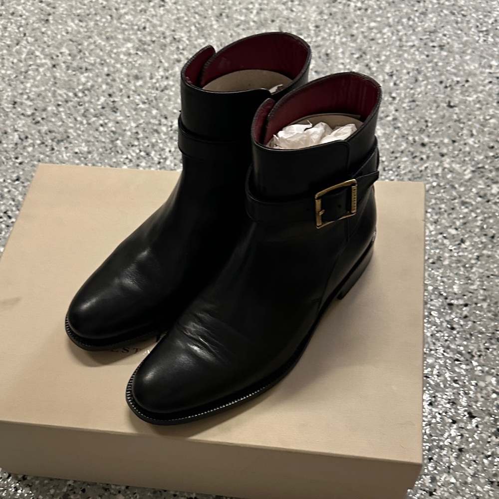 Women’s Burberry Leather Ankle Boots